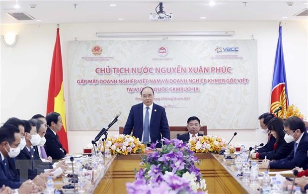 Vietnam should promote new investment wave in Cambodia President